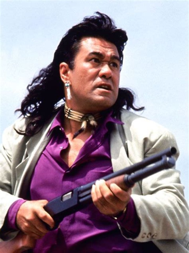 Who Played Bobby Sixkiller on Renegade? The Actor Behind the Bounty Hunter